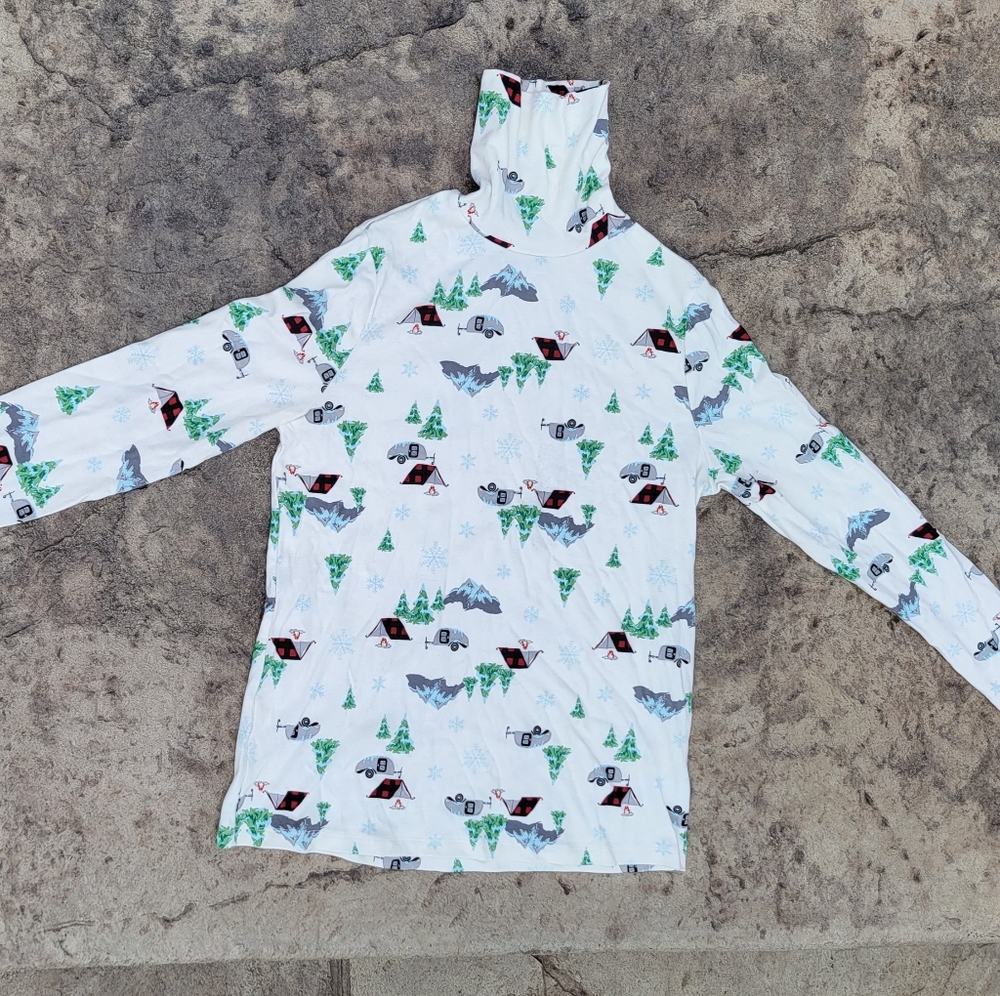 Retro turtleneck camping print